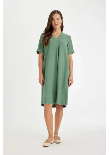 DeFacto Regular Fit V Yaka Kısa Kollu Midi Elbise D4574AX24HS resmi