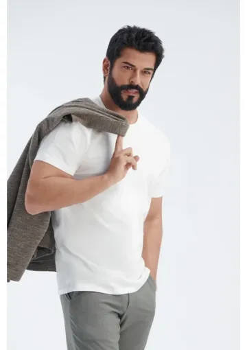 Altınyıldız Classics Erkek Beyaz %100 Pamuk Slim Fit Dar Kesim Bisiklet Yaka Tişört resmi